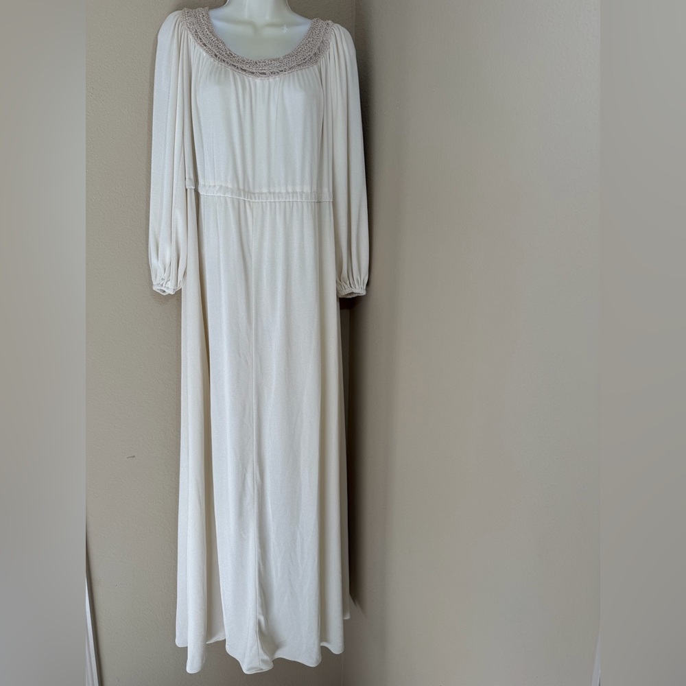 Vintage Creamy-white Maxi Dress long sleeve crochet gown union tag
